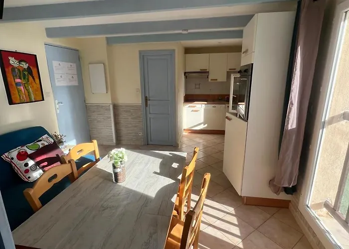 Apartment F2 With Panoramic Sea Views